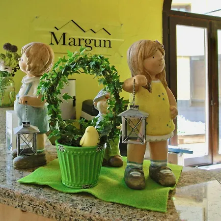 Apartment Residenza Chesa Margun 45-3 By Interhome Surlej